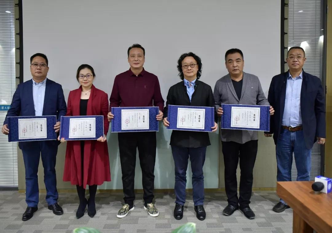 1577928644109795.jpg 1577928644109795.jpg